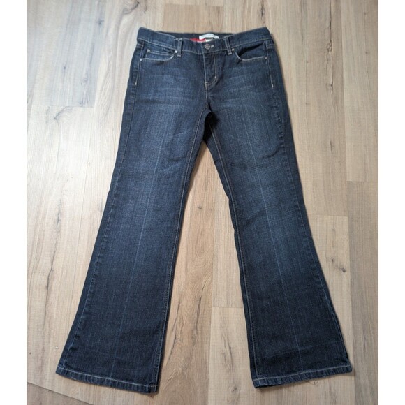 White House Black Market Size 6 Short Flare Noir Floral Embroidered Whimsigoth - Picture 2 of 12